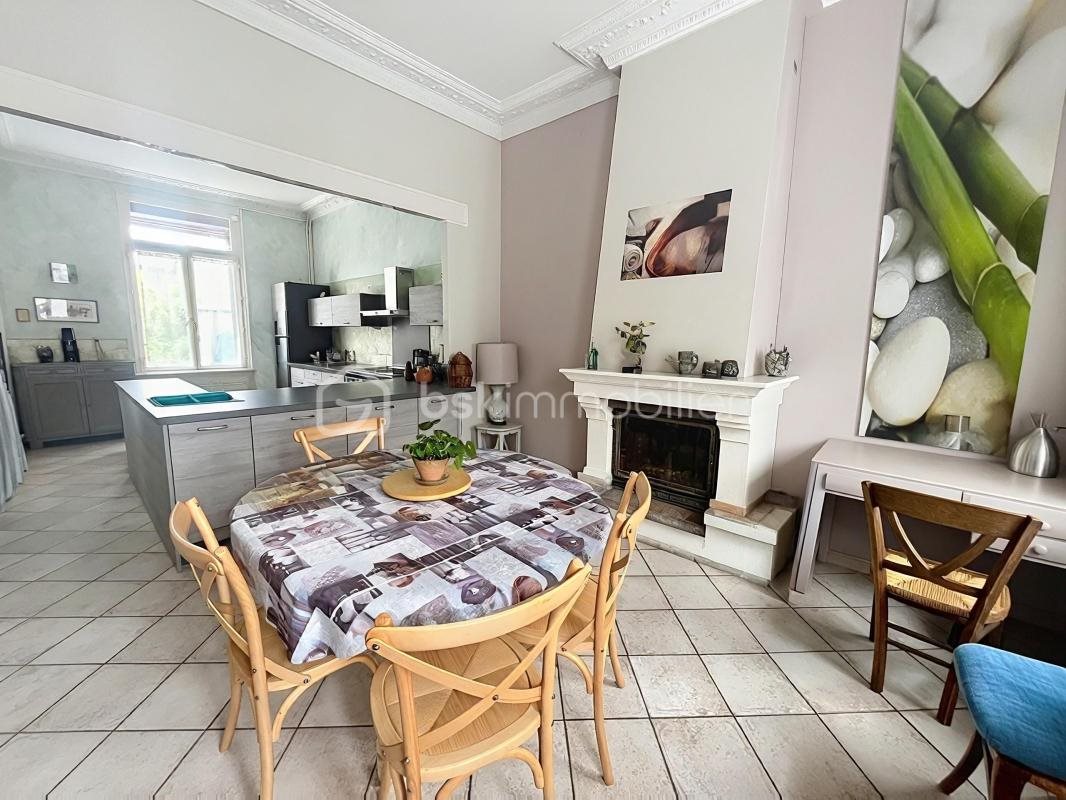 Maison à vendre, 315m², Saint-Quentin