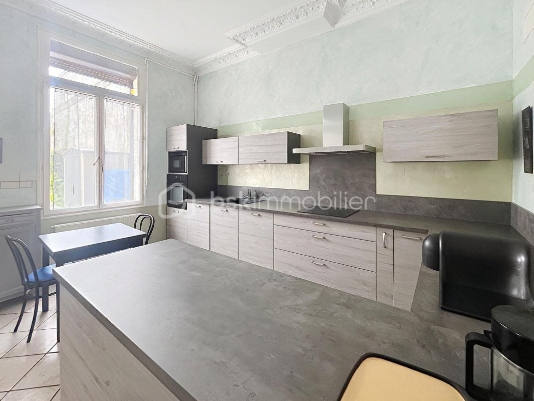 Maison à vendre, 315m², Saint-Quentin