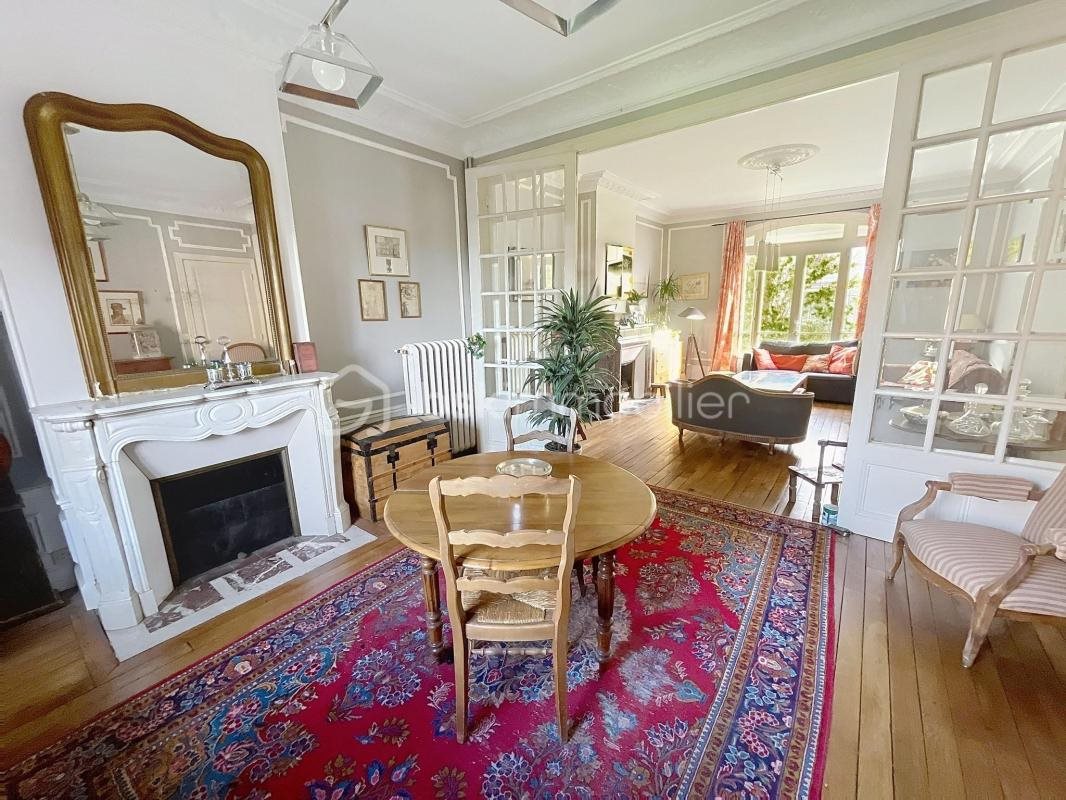 Maison à vendre, 256m², La Fère