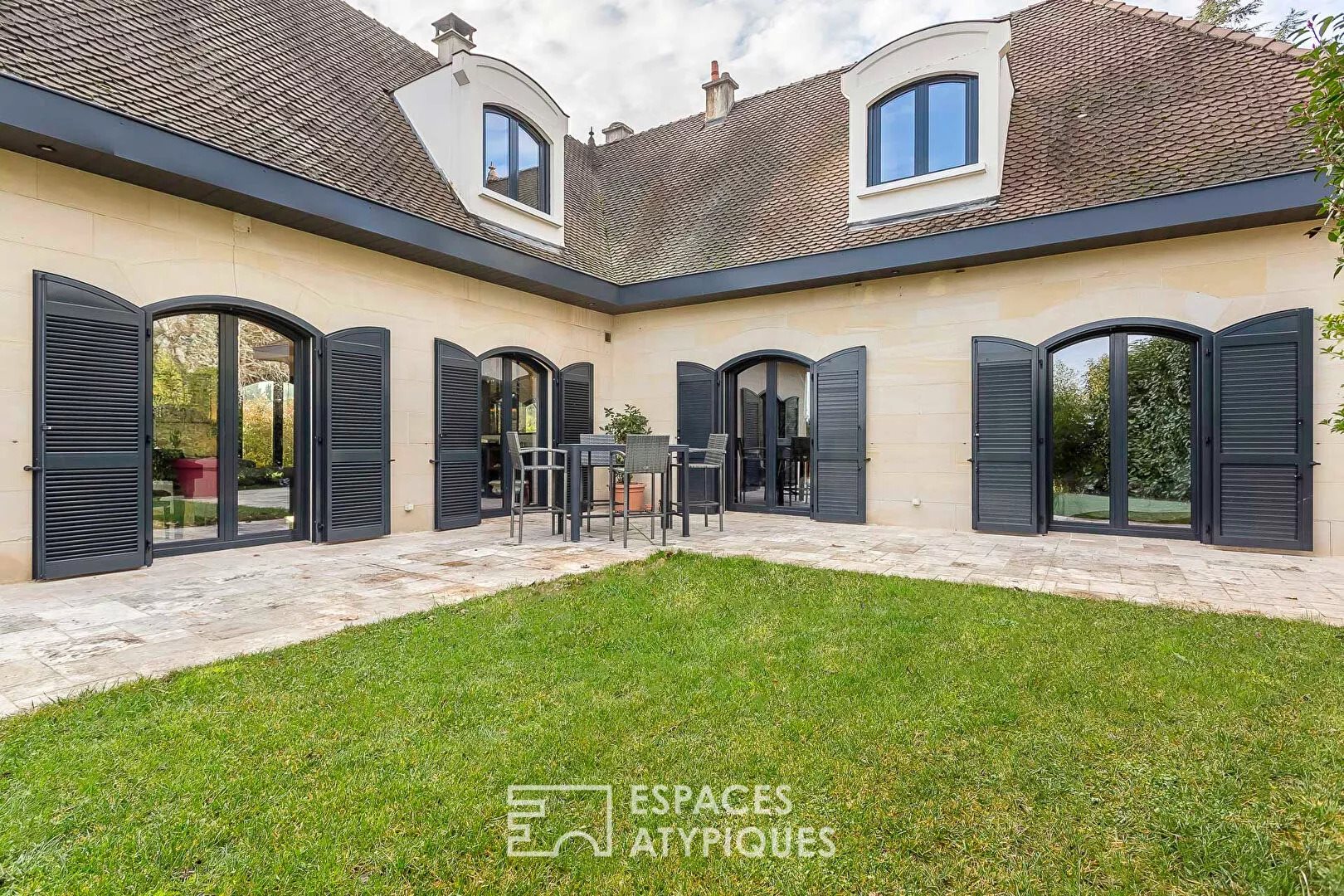 Maison à vendre, 220m², Tassin-la-Demi-Lune