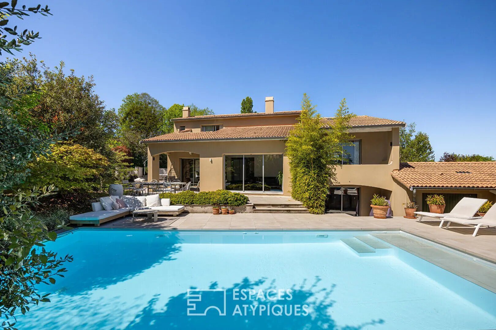 Maison à vendre, 215m², Saint-Genis-Laval