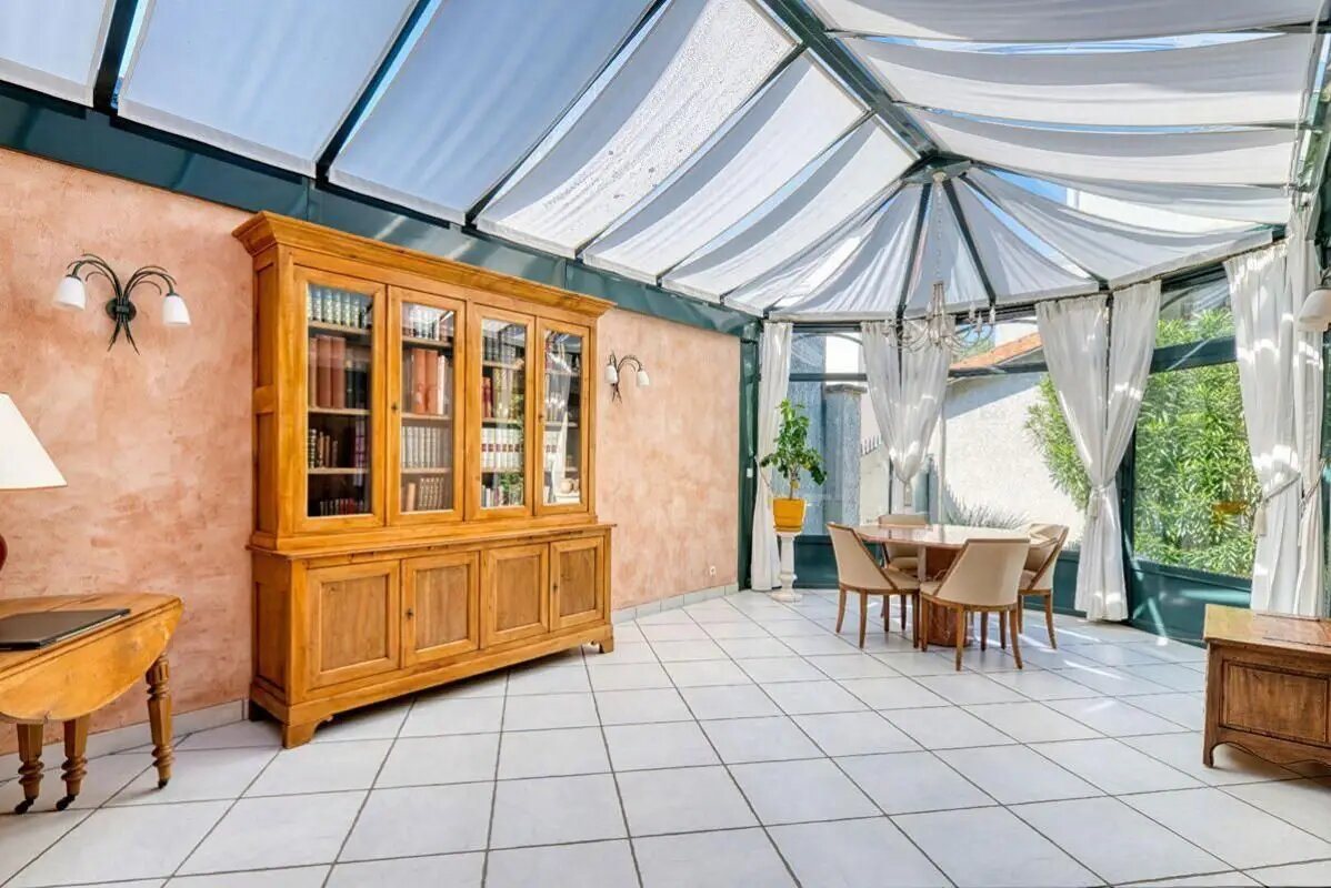 Maison à vendre, 220m², Mions