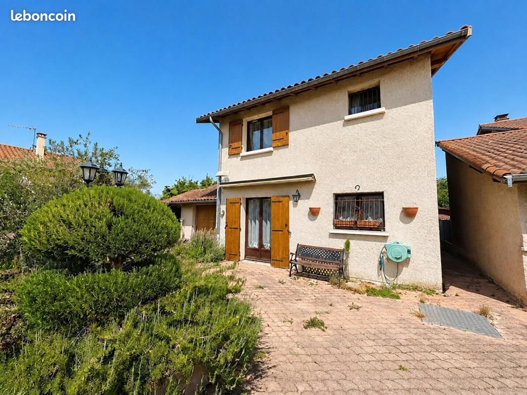 Maison à vendre, 92m², Mions
