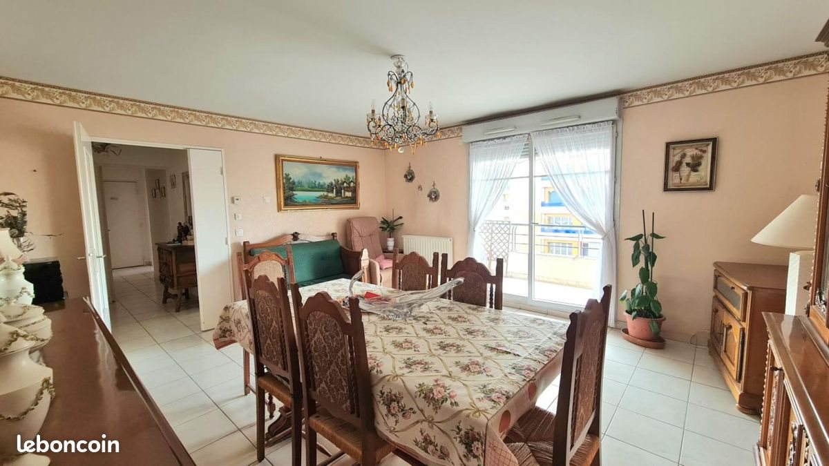 Appartement à vendre, 67m², Saint-Priest