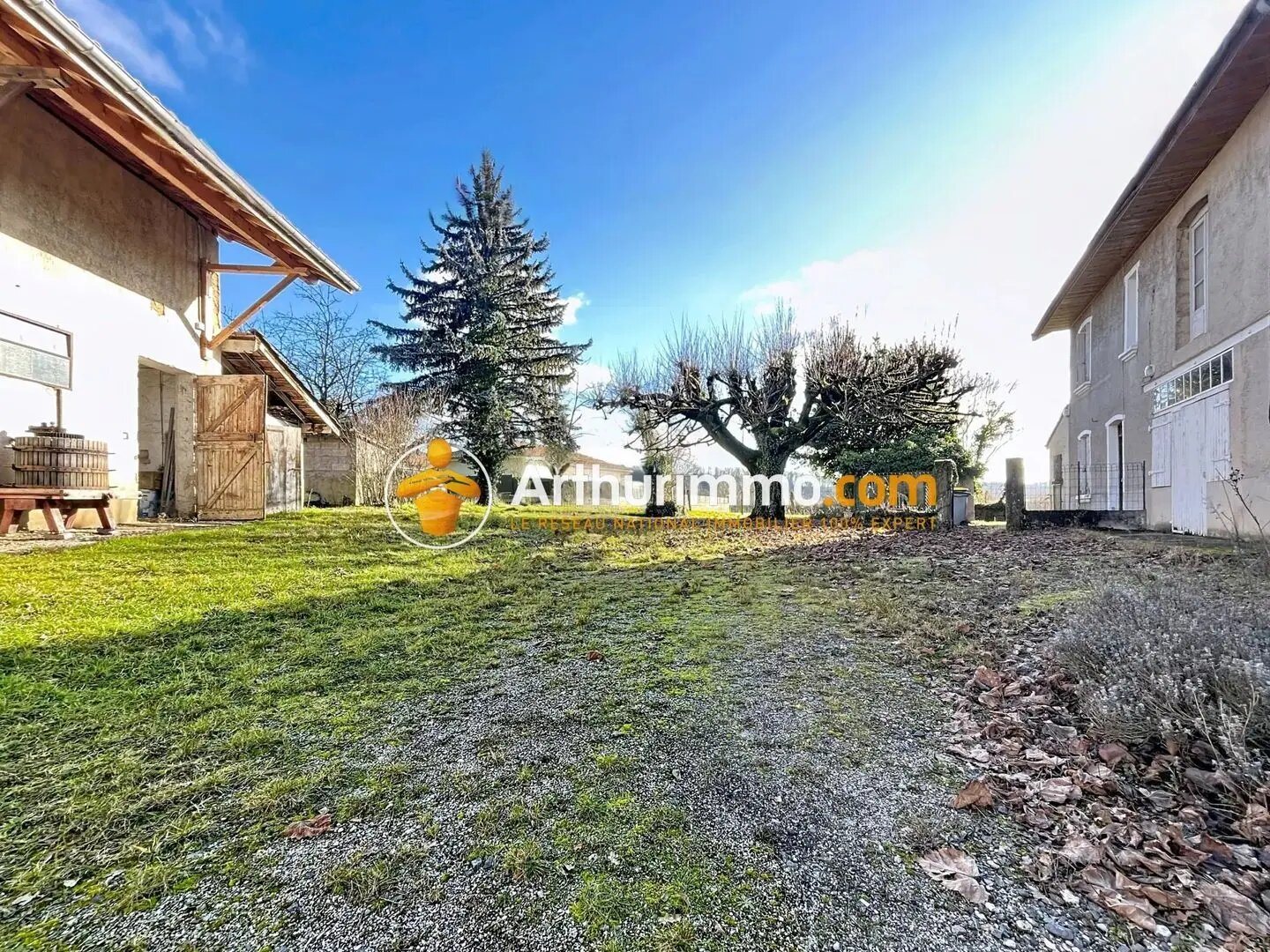 Maison à vendre, 300m², Montcarra