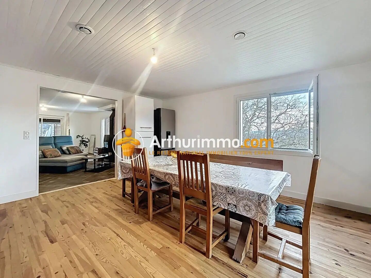 Maison à vendre, 120m², Saint-Marcel-Bel-Accueil