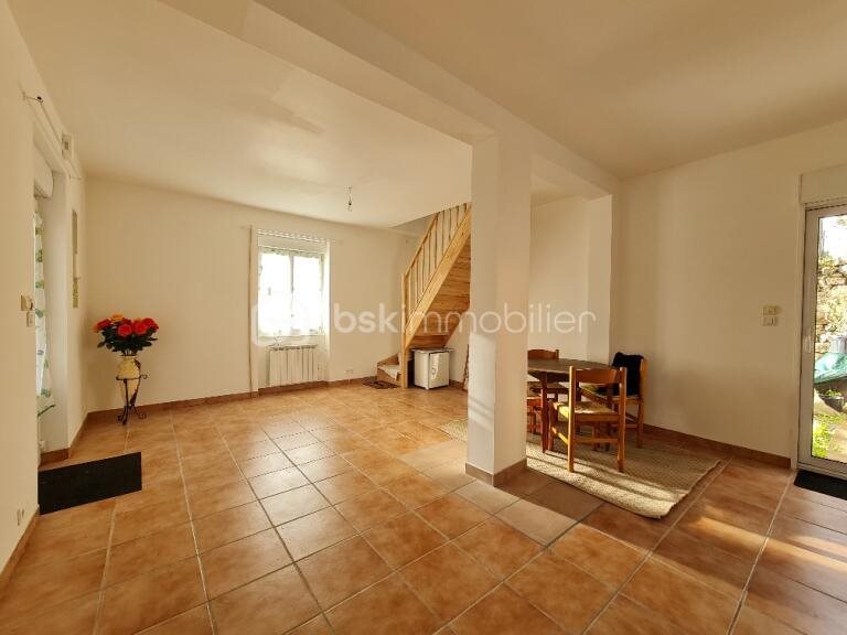 Maison à vendre, 66m², Ambrières-les-Vallées