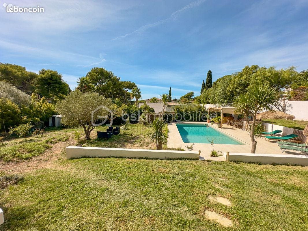 Maison à vendre, 222m², Sanary-sur-Mer