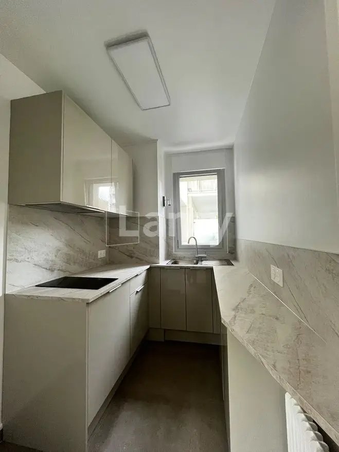 Appartement à louer, 31m², Paris 18ème
