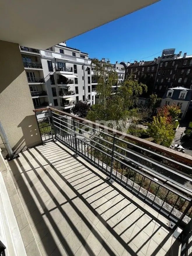 Appartement à louer, 64m², Puteaux
