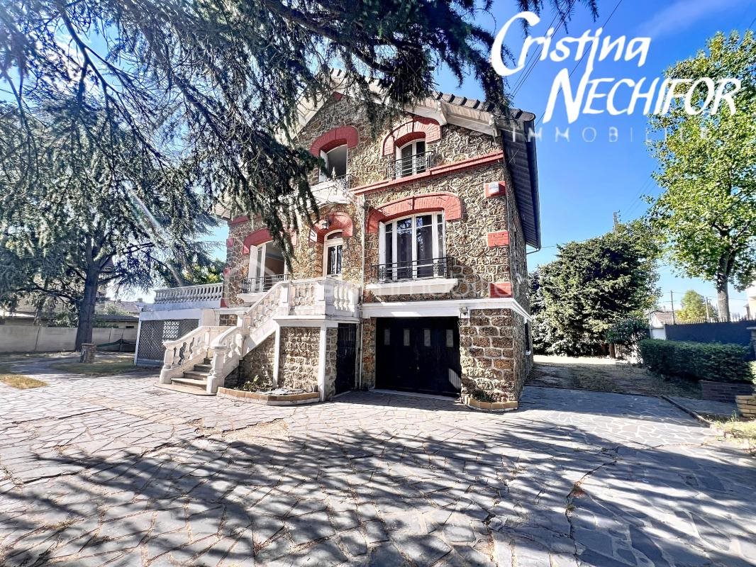 Maison à vendre, 238m², Montfermeil