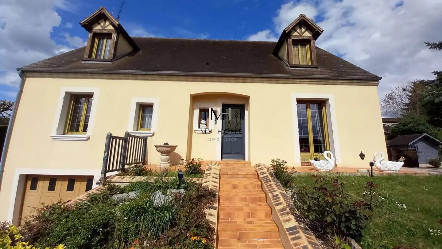 Maison à vendre, 141m², Bellême