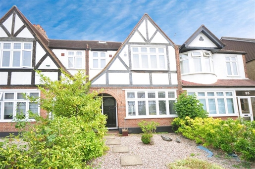 Broomfield Road, Beckenham, Br3
