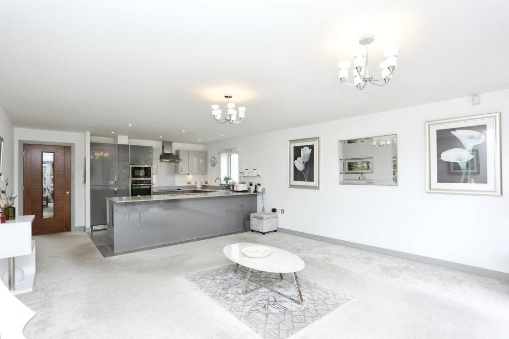 57 Albemarle Road, Beckenham, Br3
