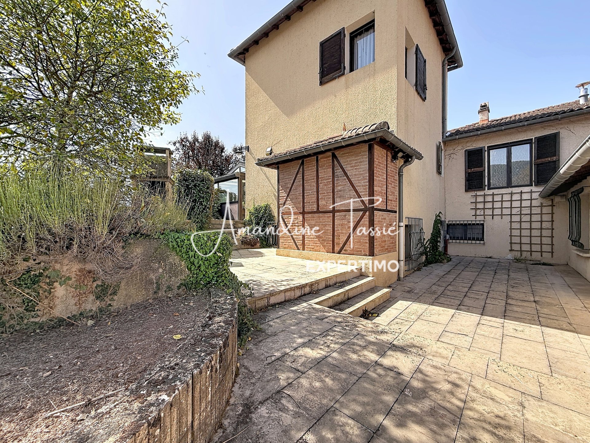 Maison à vendre, 253m², Saint-Georges-de-Luzençon