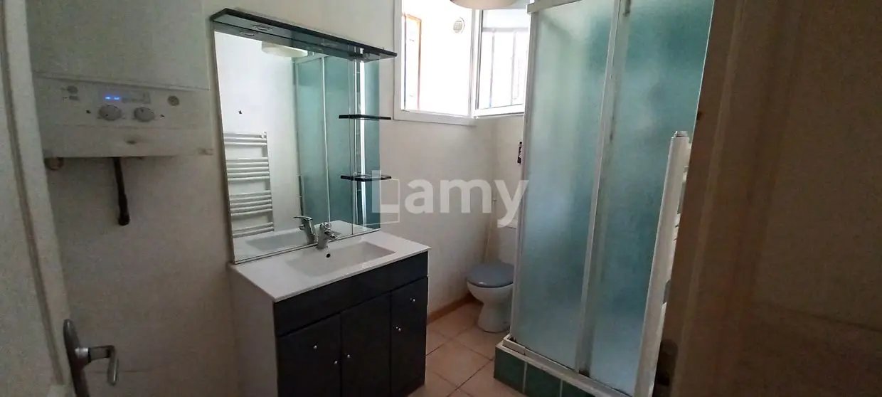 Appartement à louer, 32m², Rousset