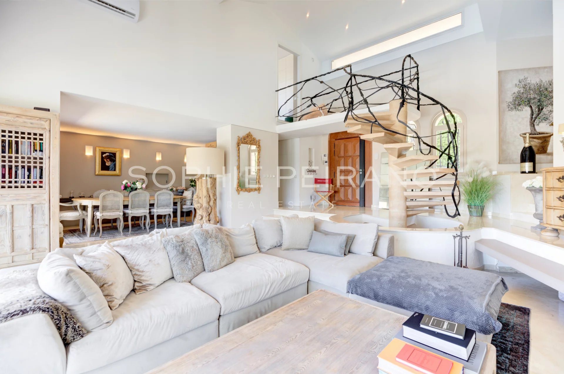 Maison à vendre, 320m², Mougins