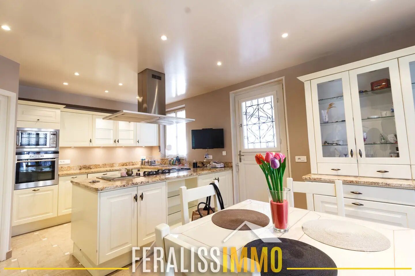 Maison à vendre, 360m², Vaux-sur-Seine