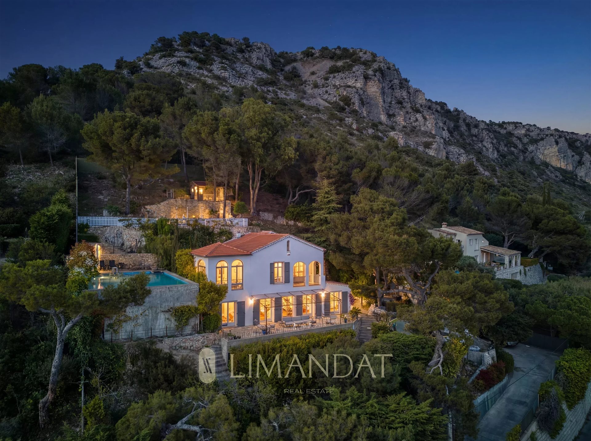 Maison à vendre, 250m², Èze