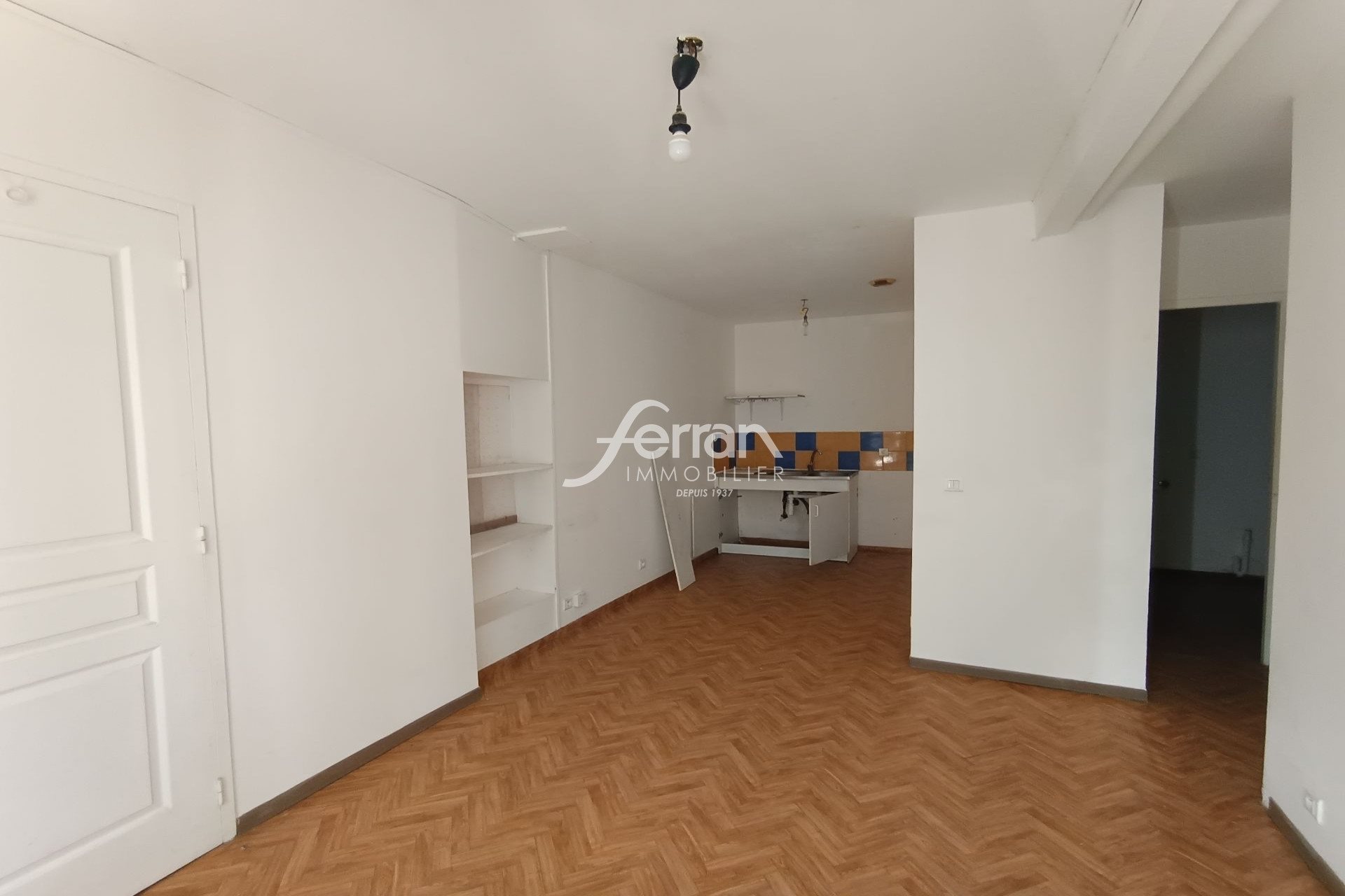 Appartement à louer, 32m², Callas