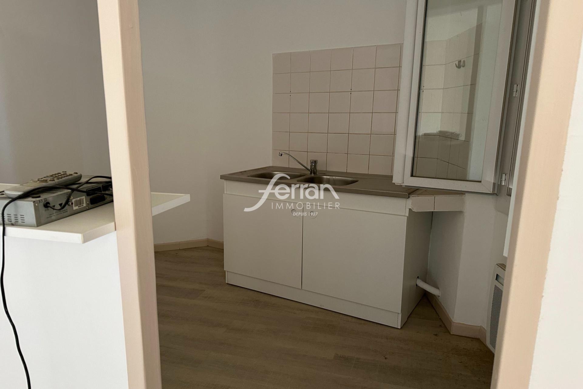 Appartement à louer, 20m², Salernes