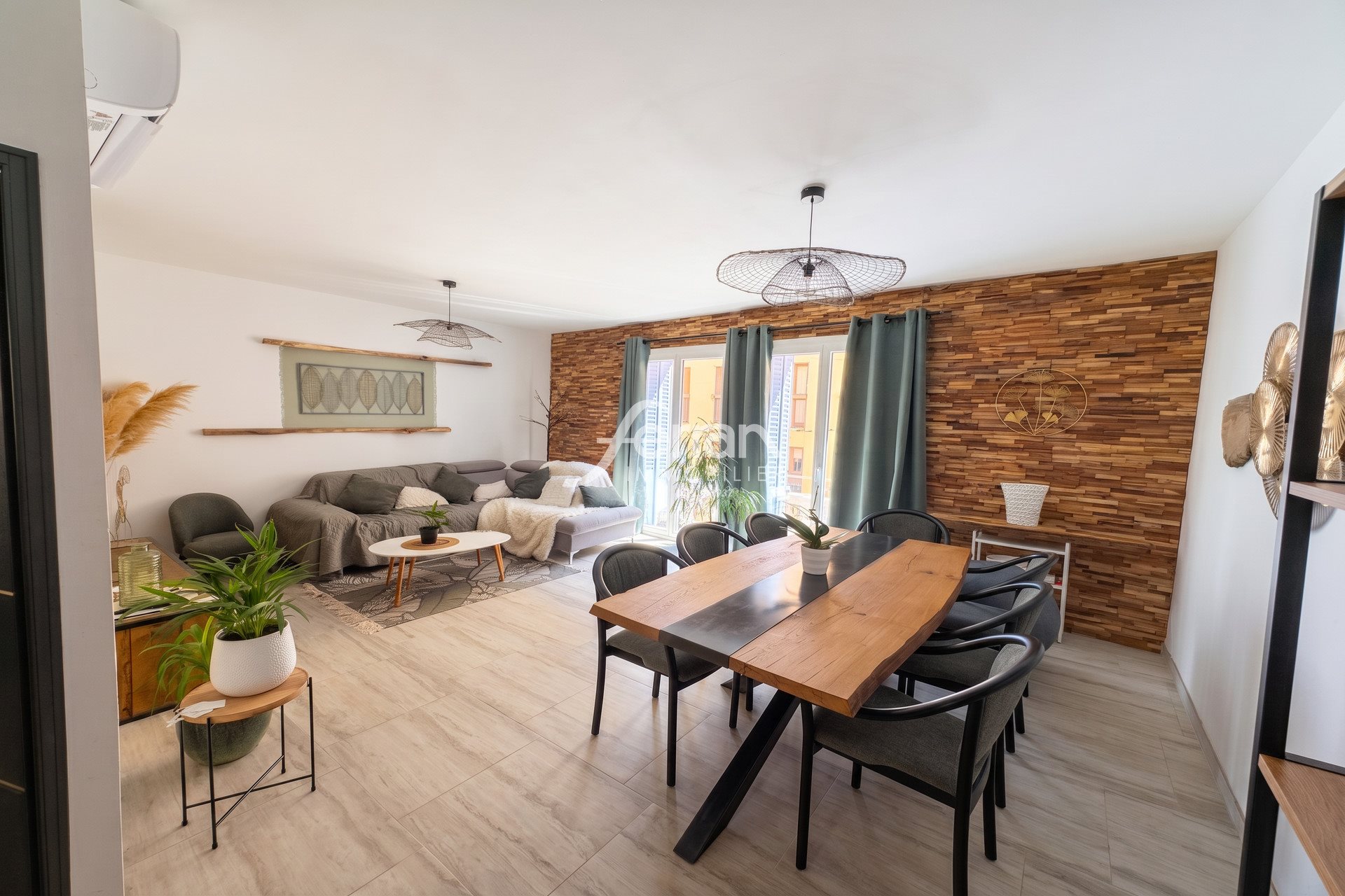 Appartement à vendre, 78m², Fréjus