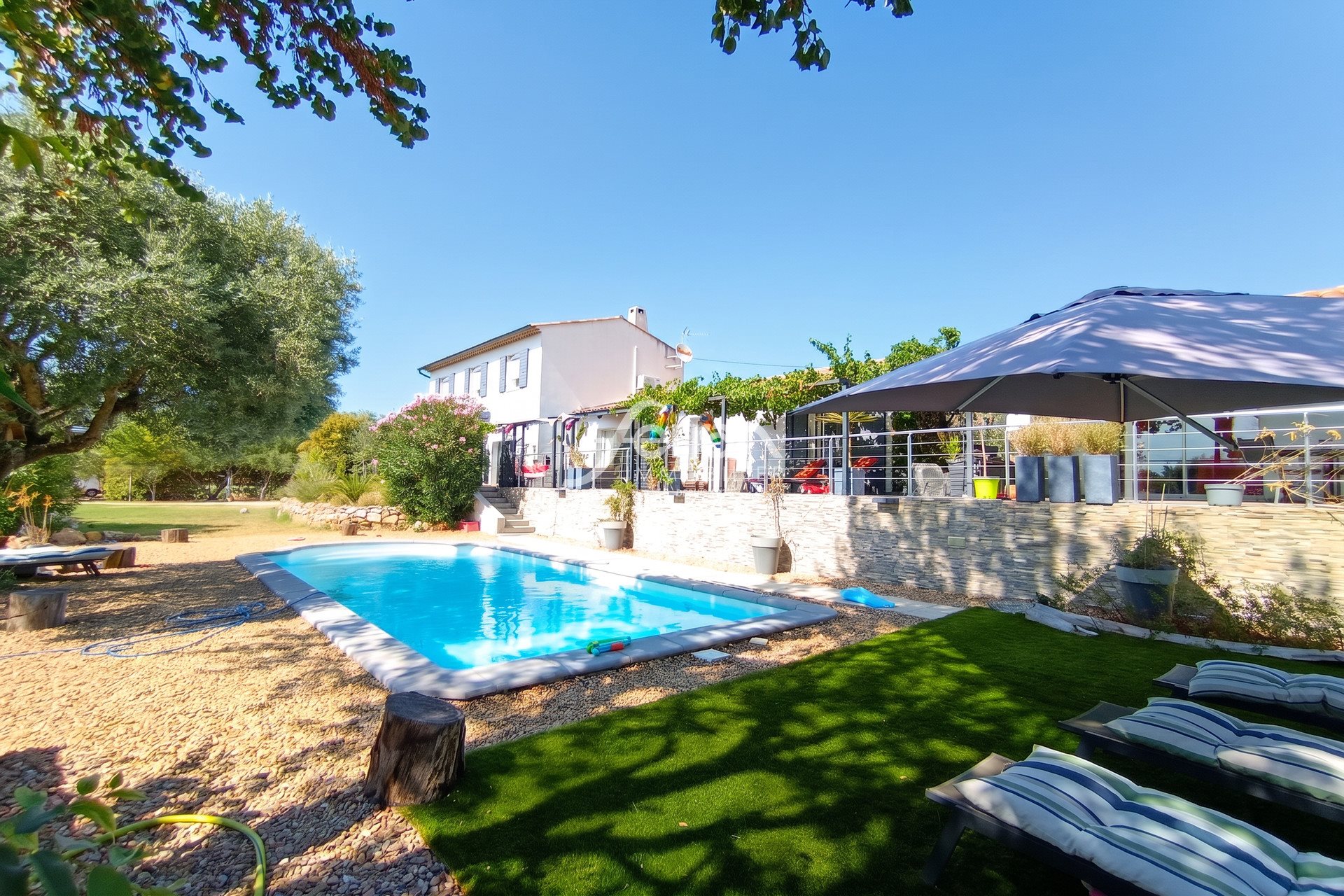 Maison à vendre, 238m², Draguignan