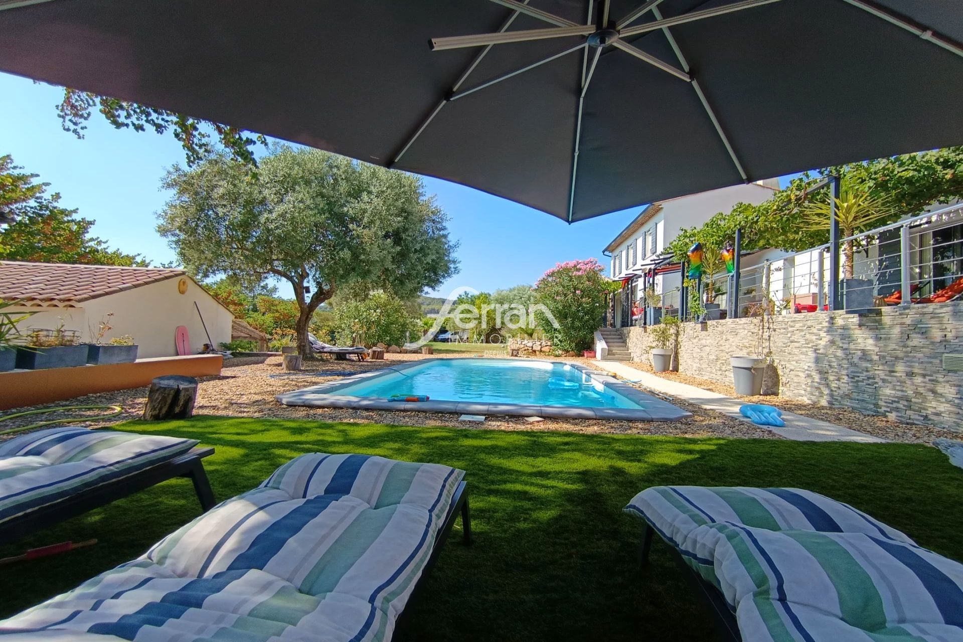 Maison à vendre, 238m², Draguignan