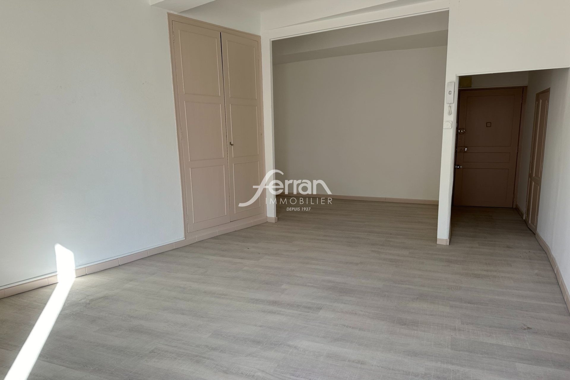 Appartement à louer, 37m², Salernes