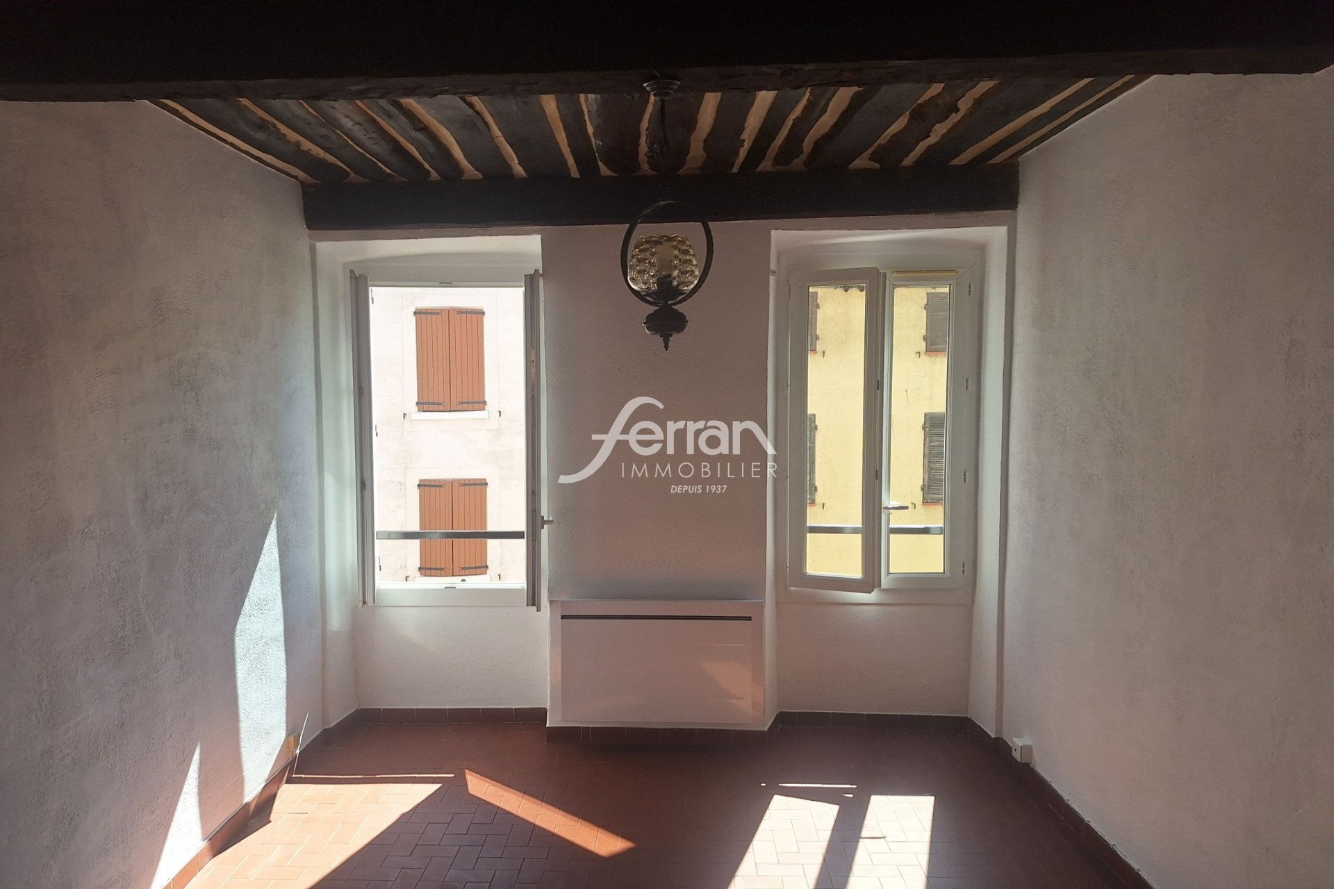 Appartement à louer, 16m², Trans-en-Provence