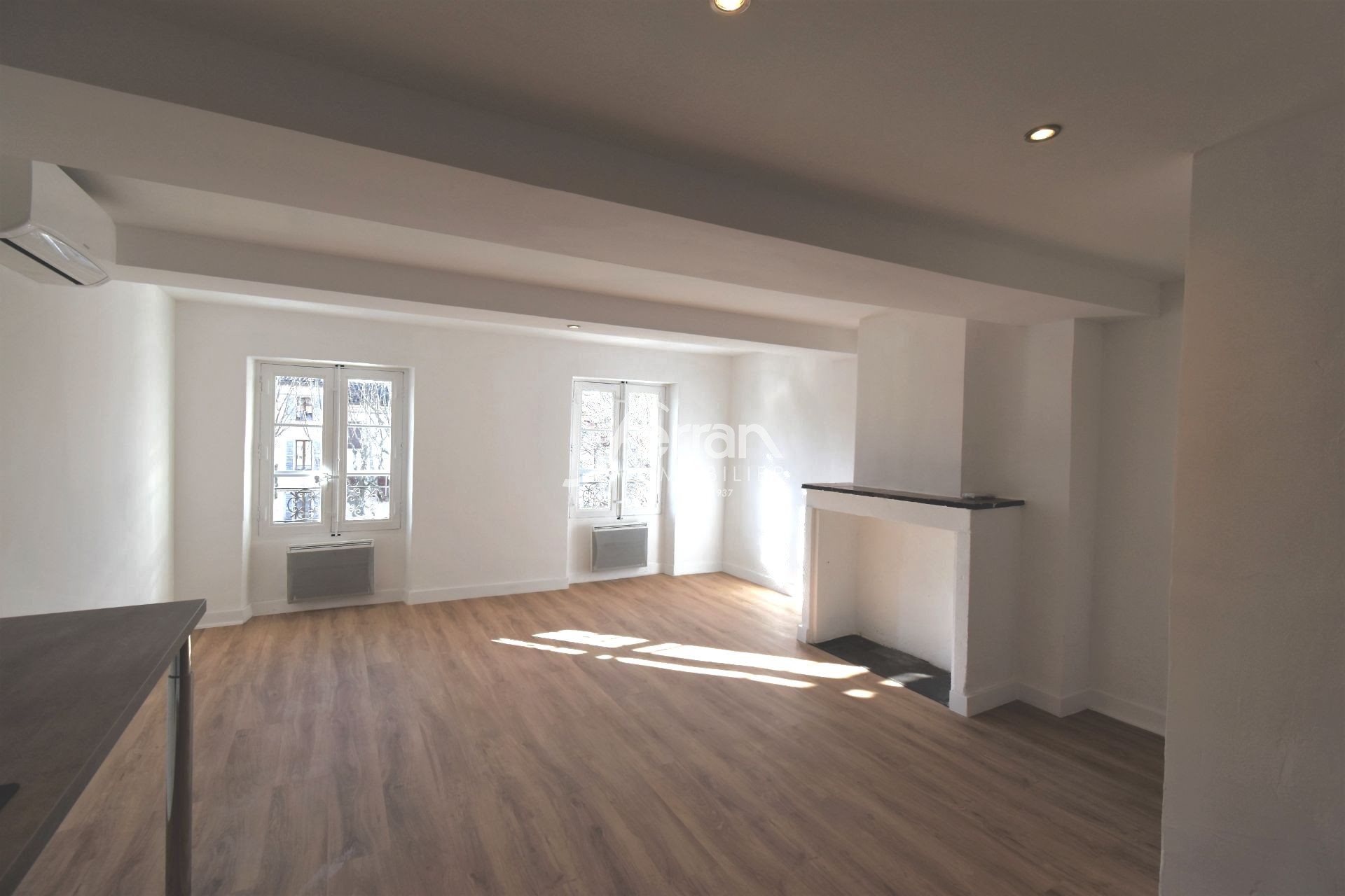 Appartement à louer, 49m², Salernes