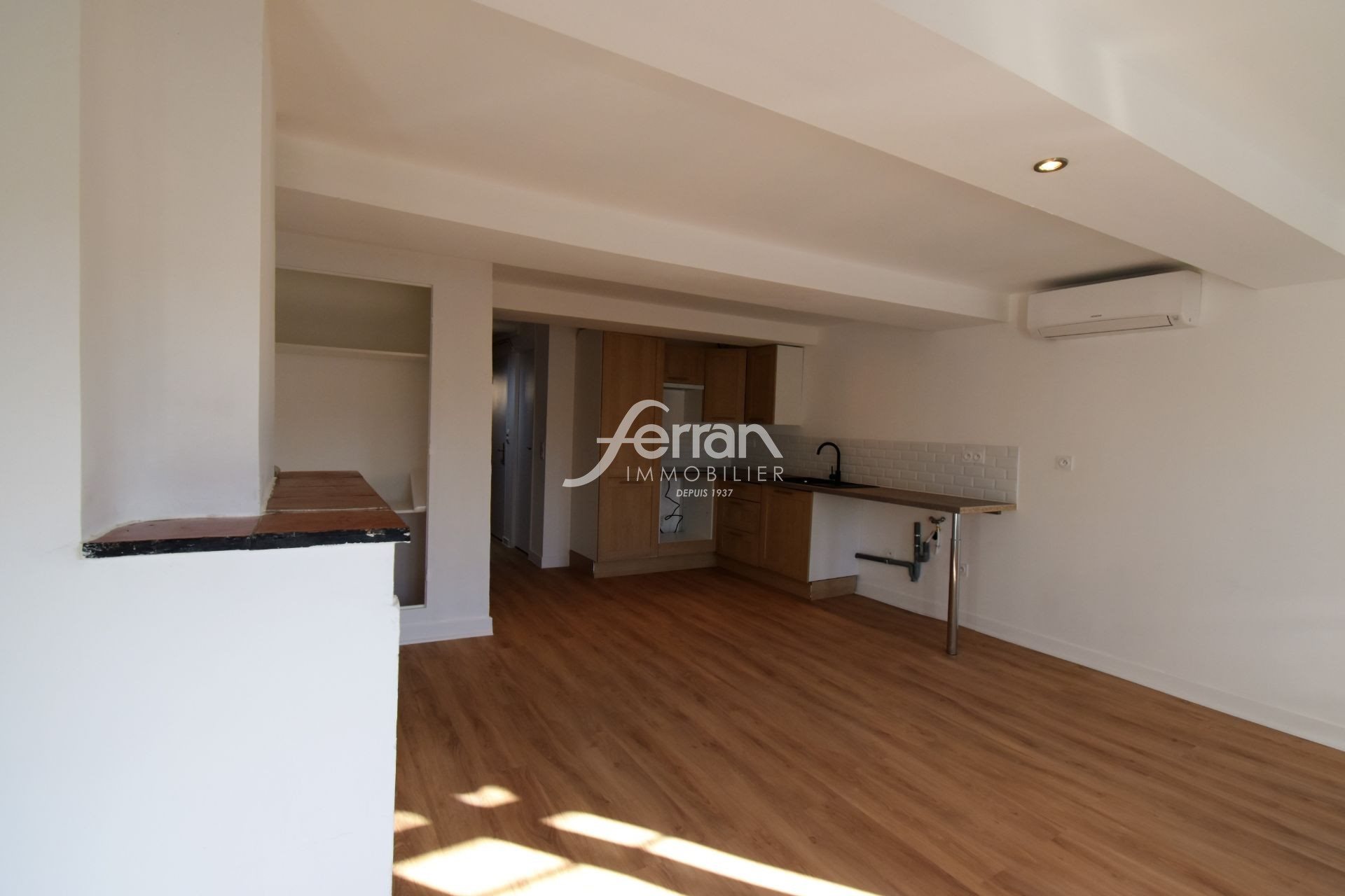 Appartement à louer, 49m², Salernes