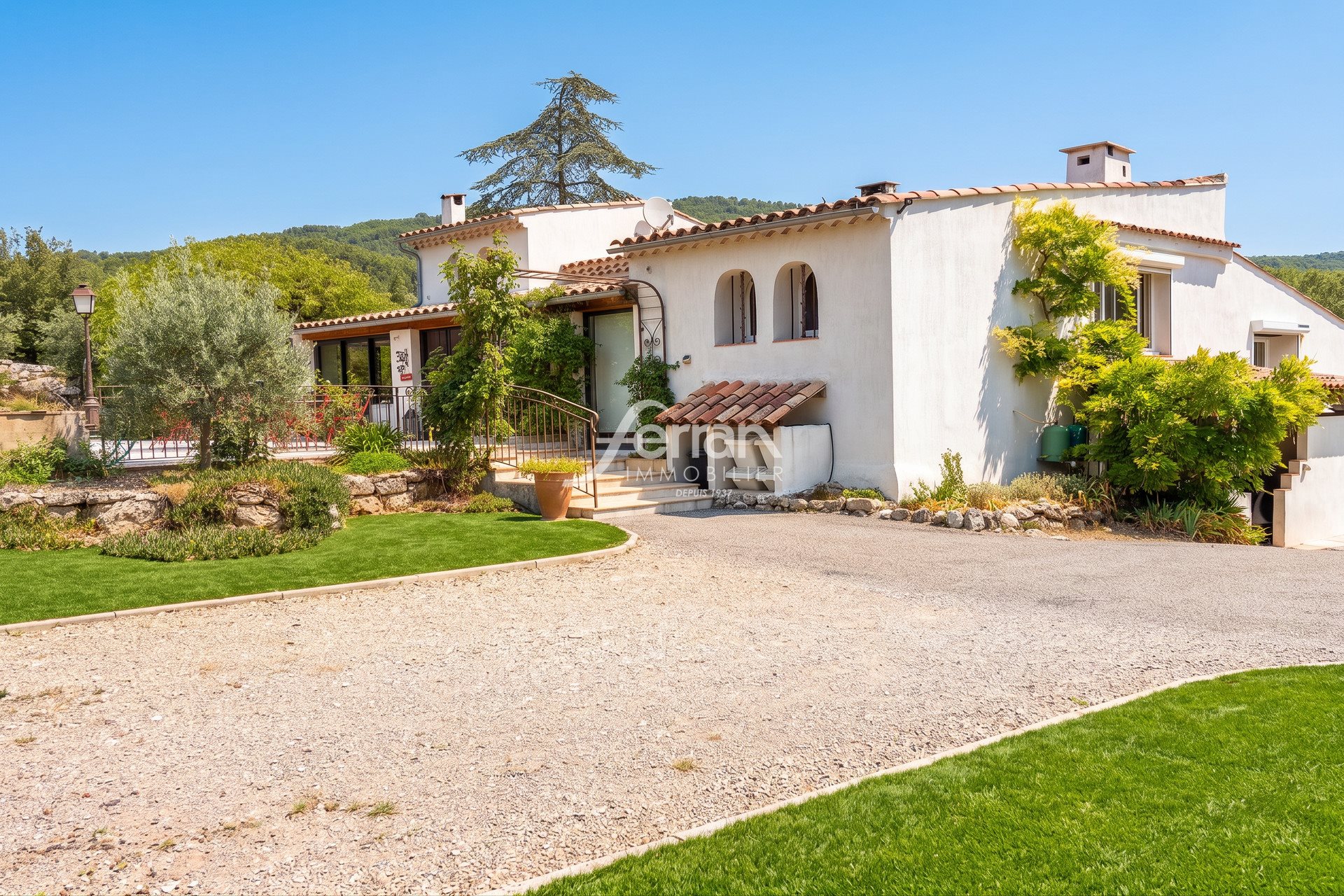 Maison à vendre, 167m², Figanières