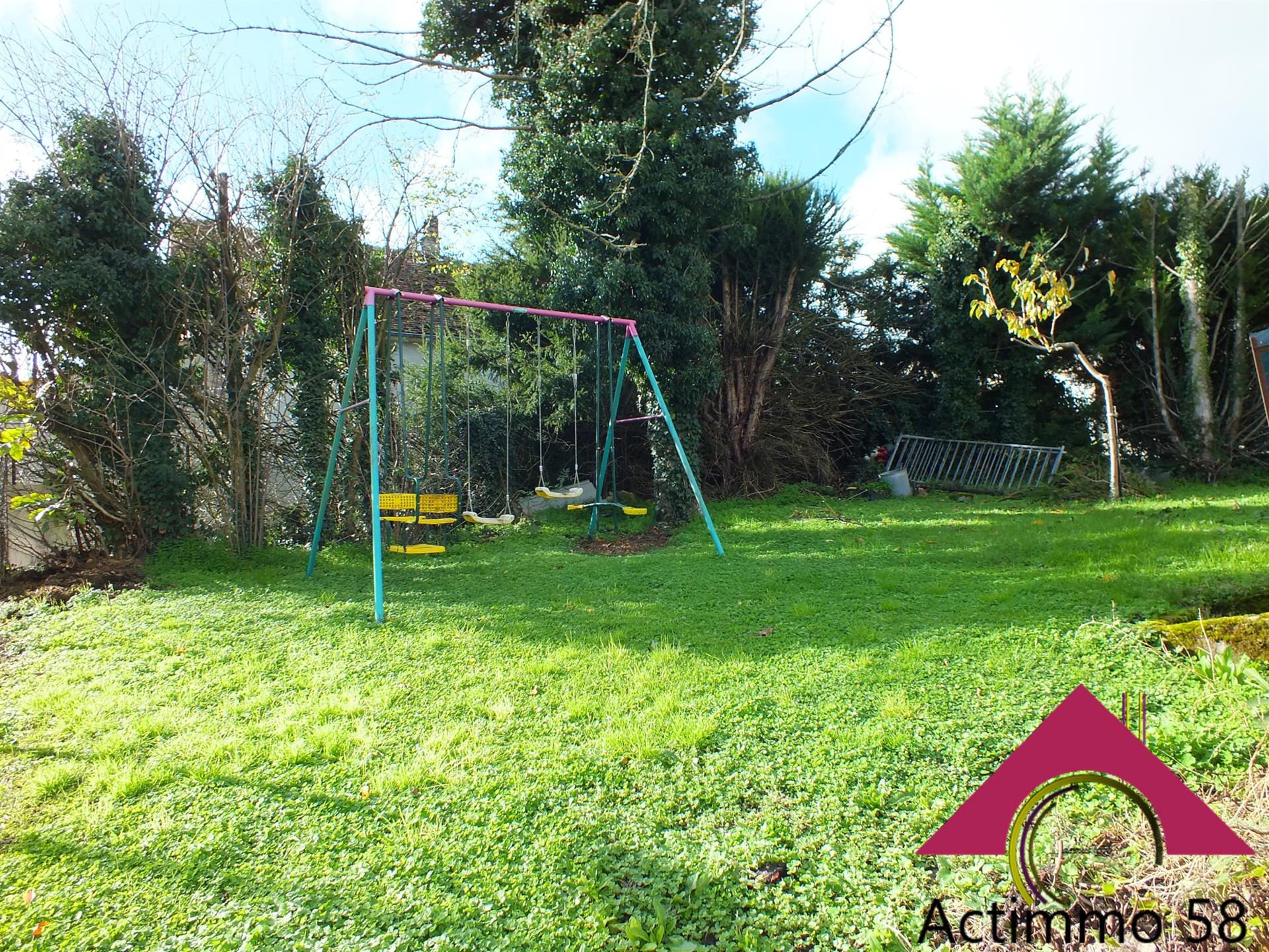 Maison à vendre, 140m², Nérondes