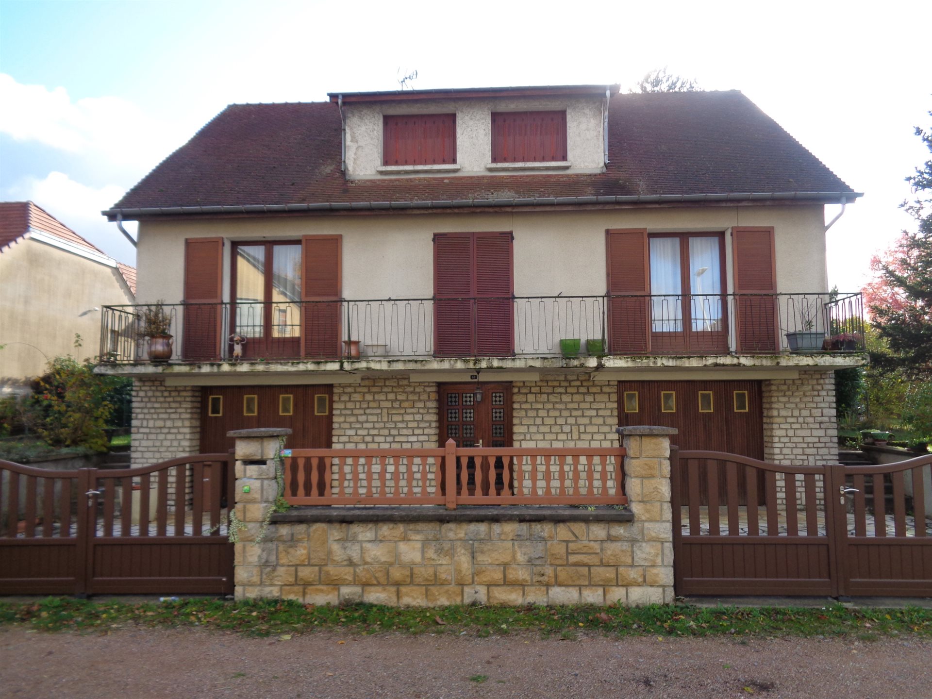 Maison à vendre, 165m², Prémery