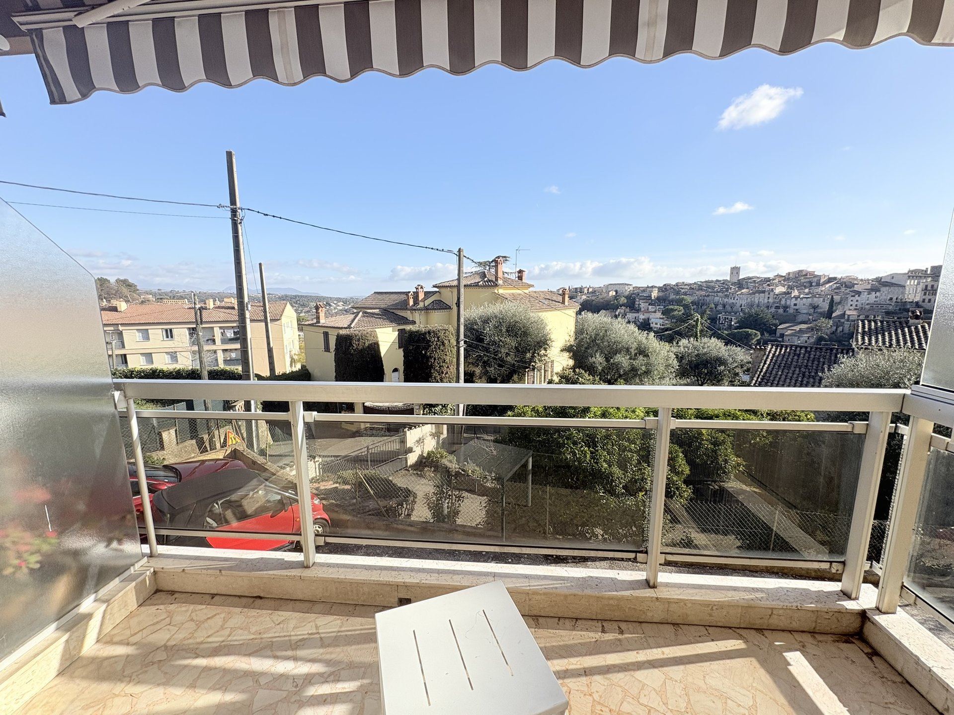 Appartement à louer, 43m², Vence