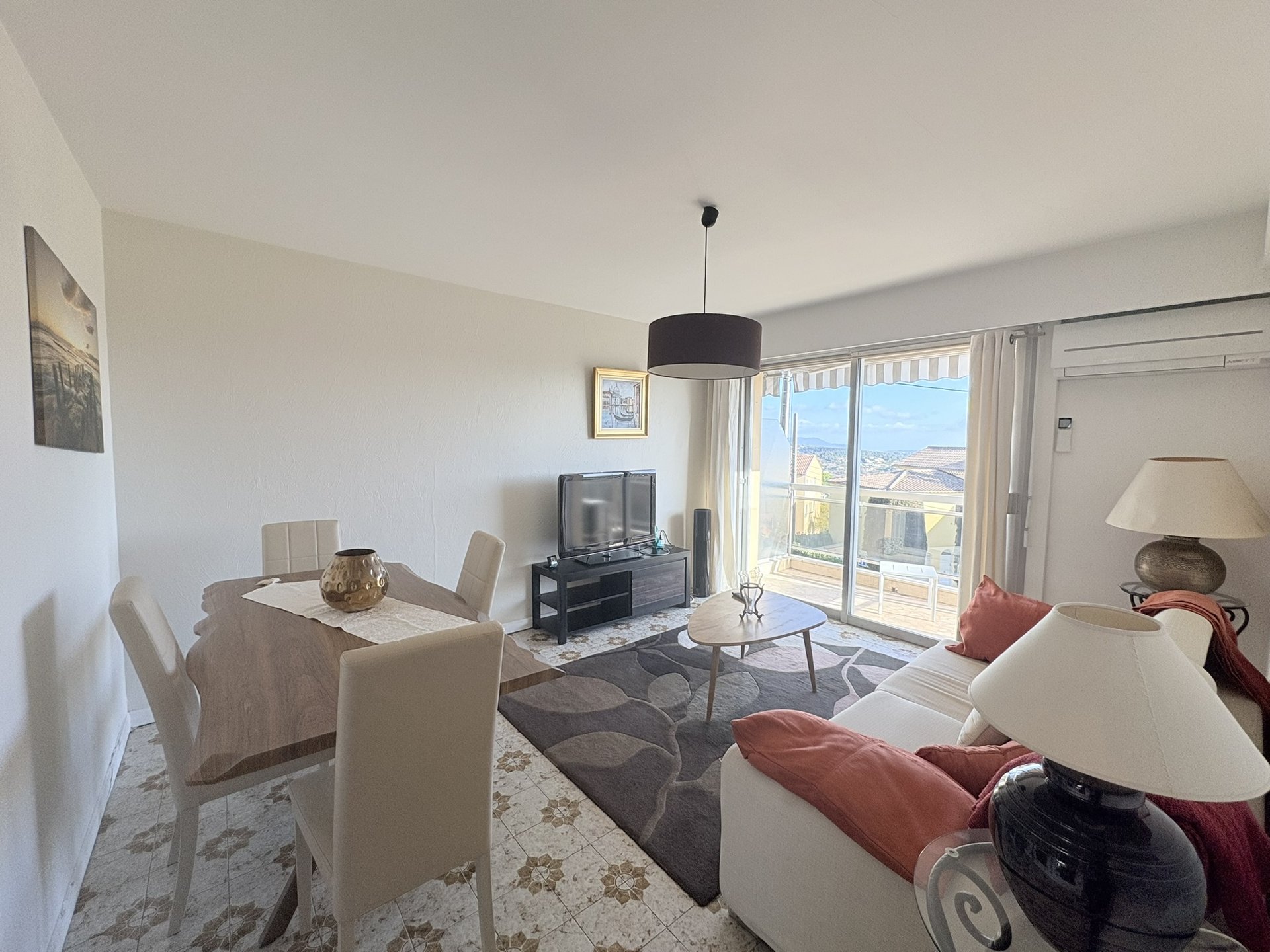 Appartement à louer, 43m², Vence