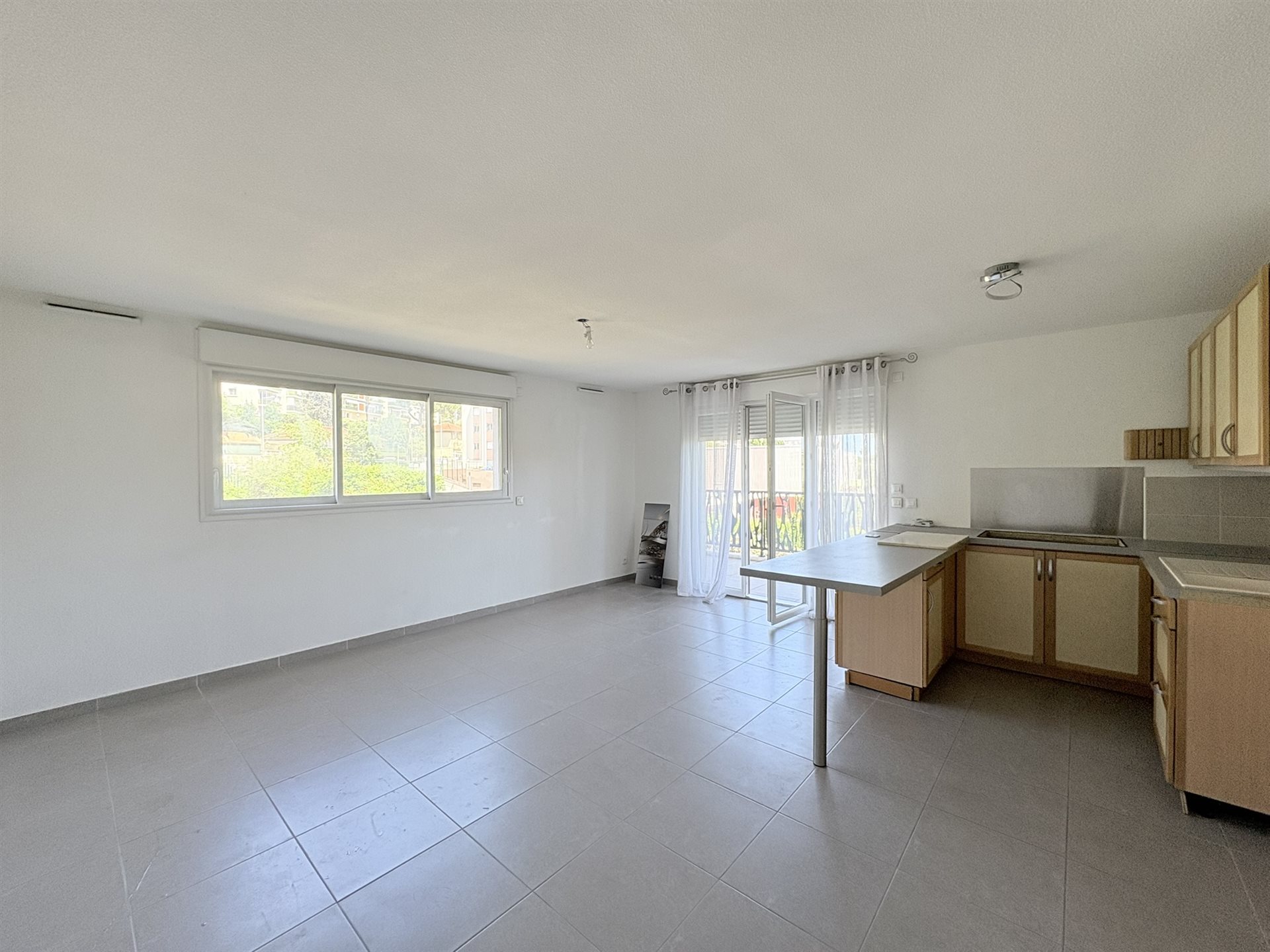 Appartement à louer, 66m², Cagnes-sur-Mer