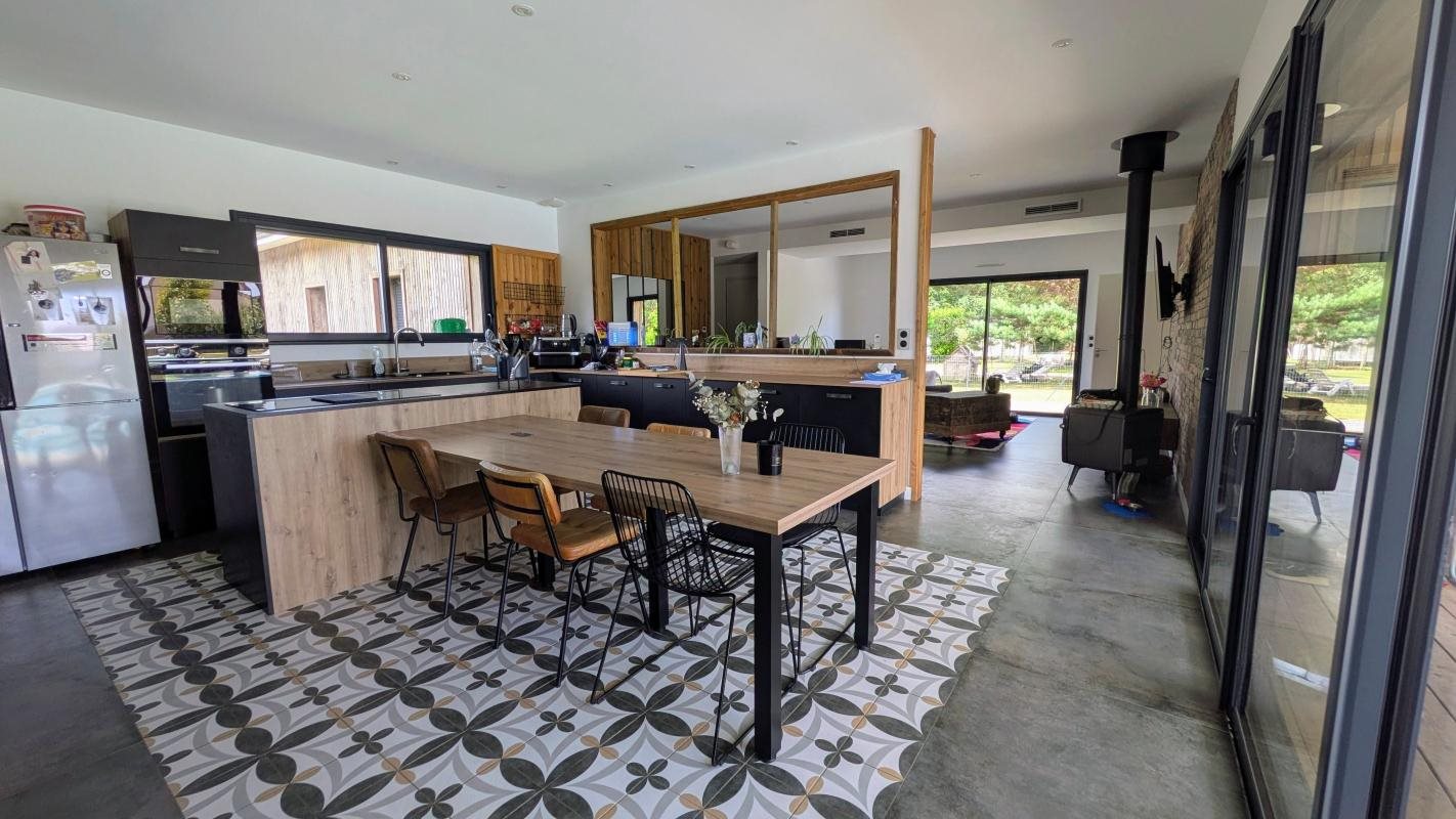 Maison à vendre, 192m², Vérac