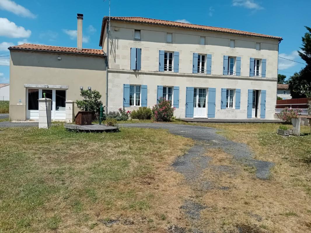 Maison à vendre, 238m², Montguyon
