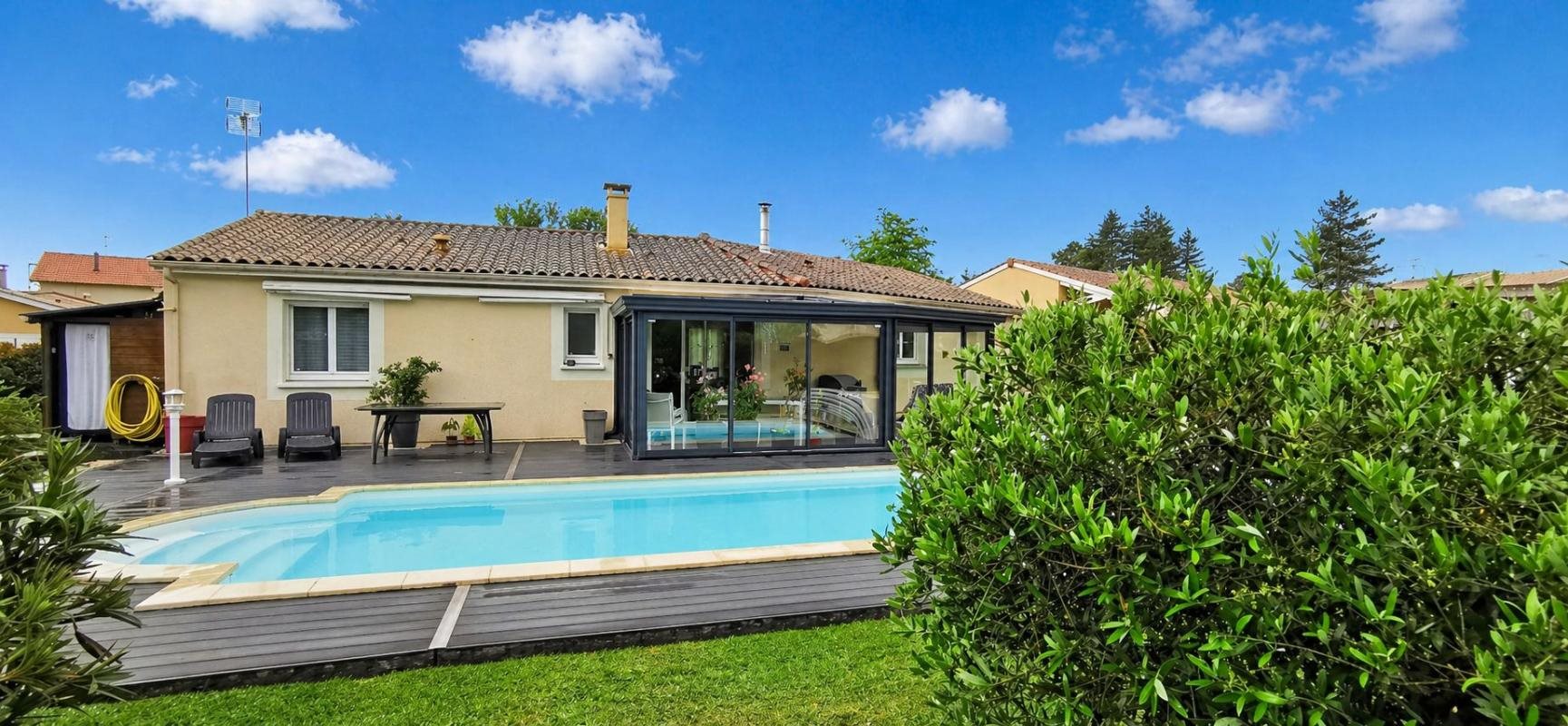 Maison à vendre, 116m², Saint-Yzan-de-Soudiac