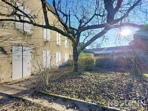 Maison 6 pièces 144 m² · à Condom · 144 m² · 232 000 €