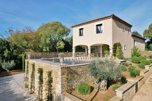 Maison 6 pièces 143 m² · à Uzès · 143 m² · 780 000 €