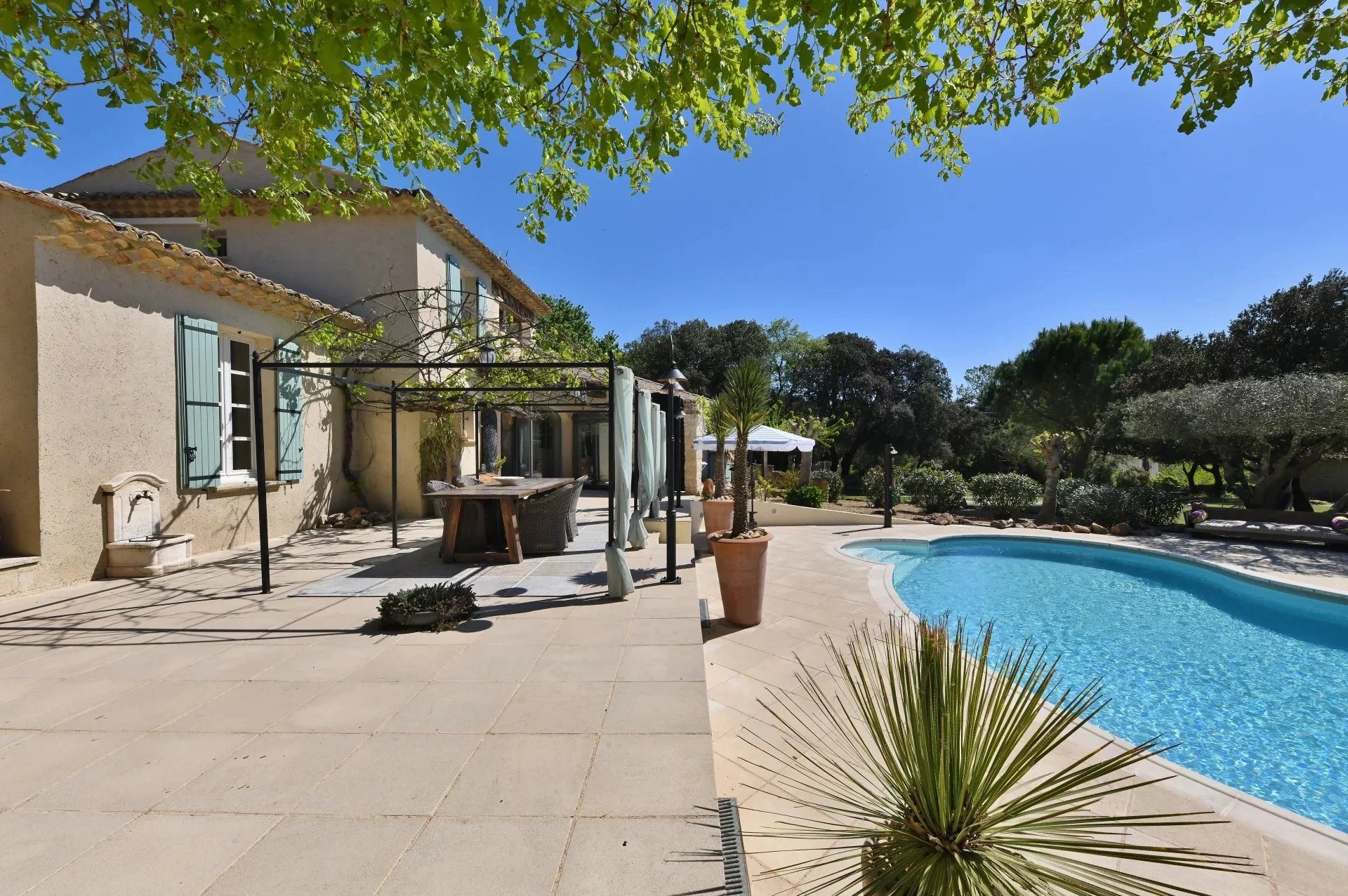 Maison à vendre, 267m², Uzès