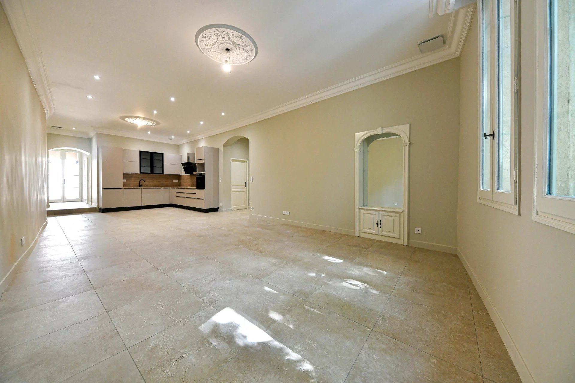 Appartement à vendre, 129m², Uzès