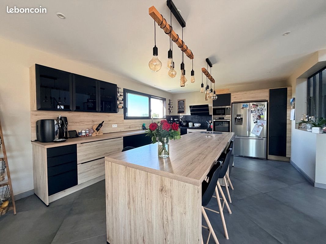 Maison à vendre, 231m², Grugny