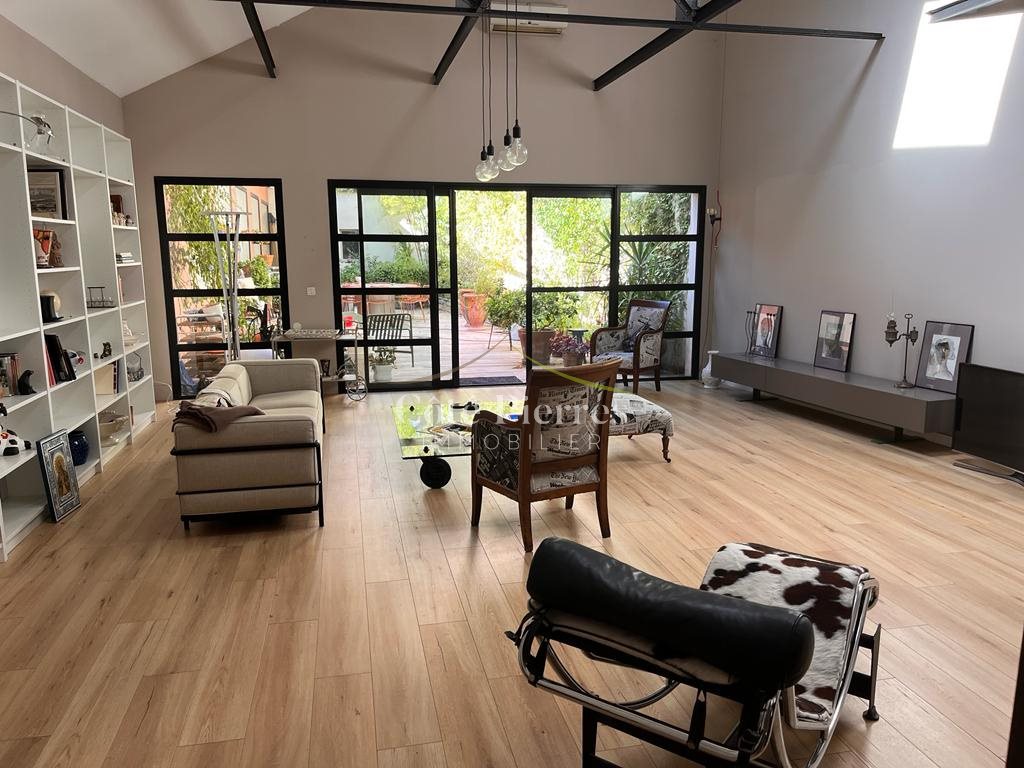 Maison à vendre, 200m², Nîmes