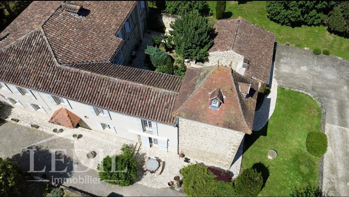 Maison à vendre, 381m², Preignan