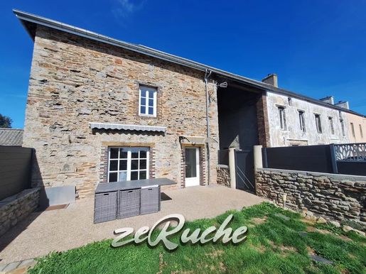 Maison 8 pièces 304 m² · à Cartigny-l'Epinay · 304 m² · 279 000 €
