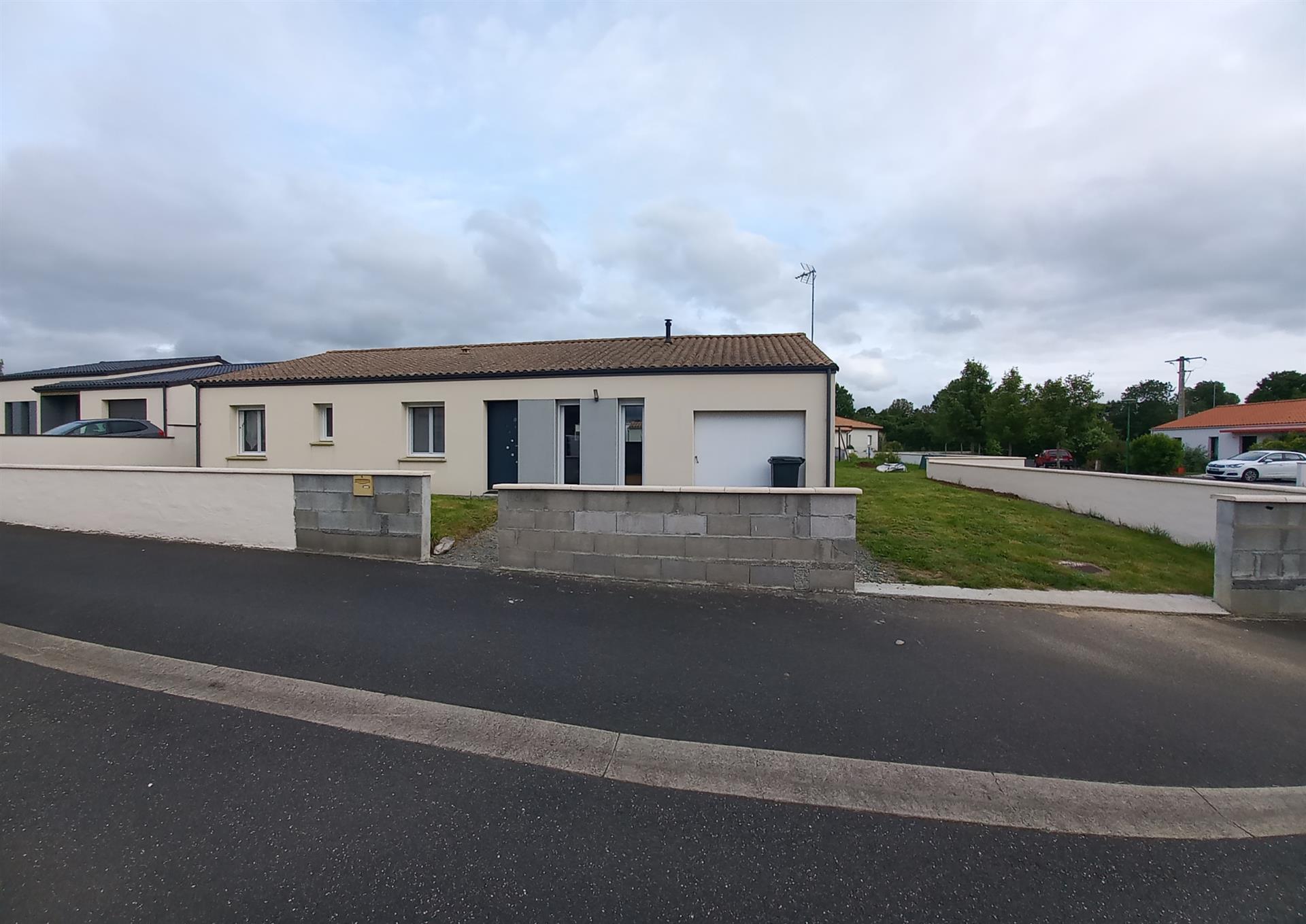 Maison à vendre, 101m², Sèvremont